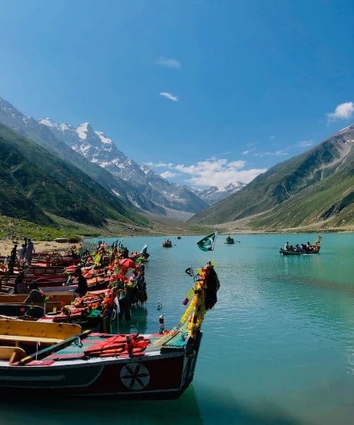 Discovering the Enchanting Saif Ul Malook Lake: A Hidden Gem in Pakistan