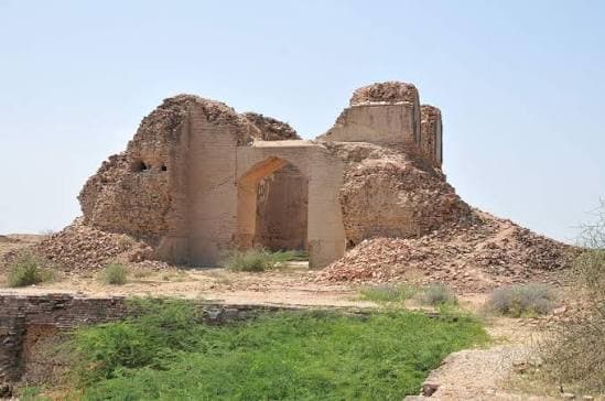 Exploring Kalan Kot Fort: A Majestic Historical Landmark in Pakistan