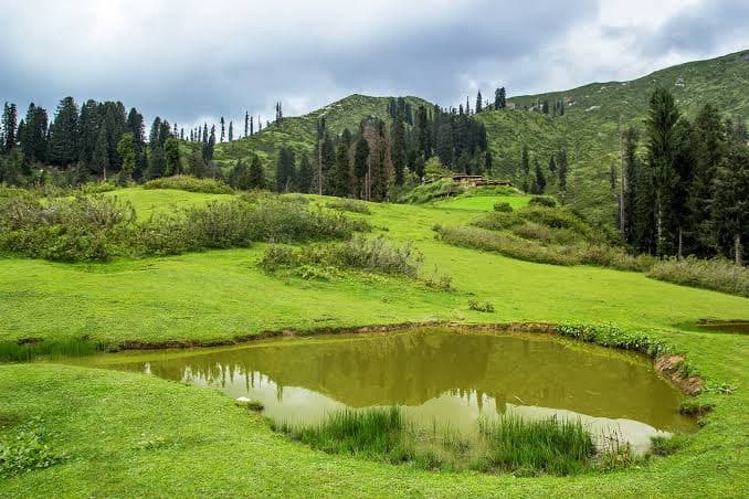 Discover the Enchanting Siranda Lake: A Hidden Gem in Pakistan
